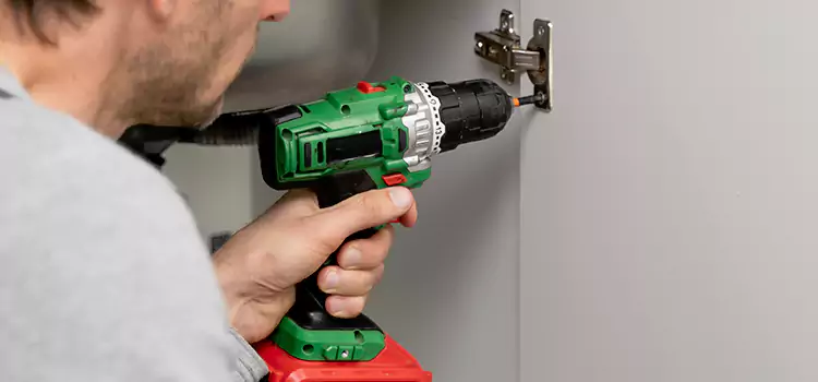Commercial Door Hinge Repair Salem