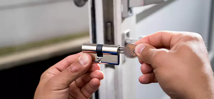 Emergency Locksmith for House Salem